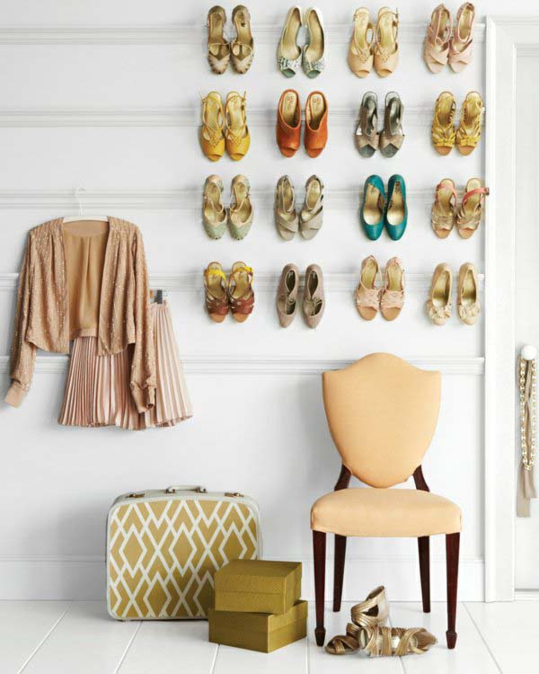 Suspended Pipe Shoe Holder #shoestorage #decorhomeideas