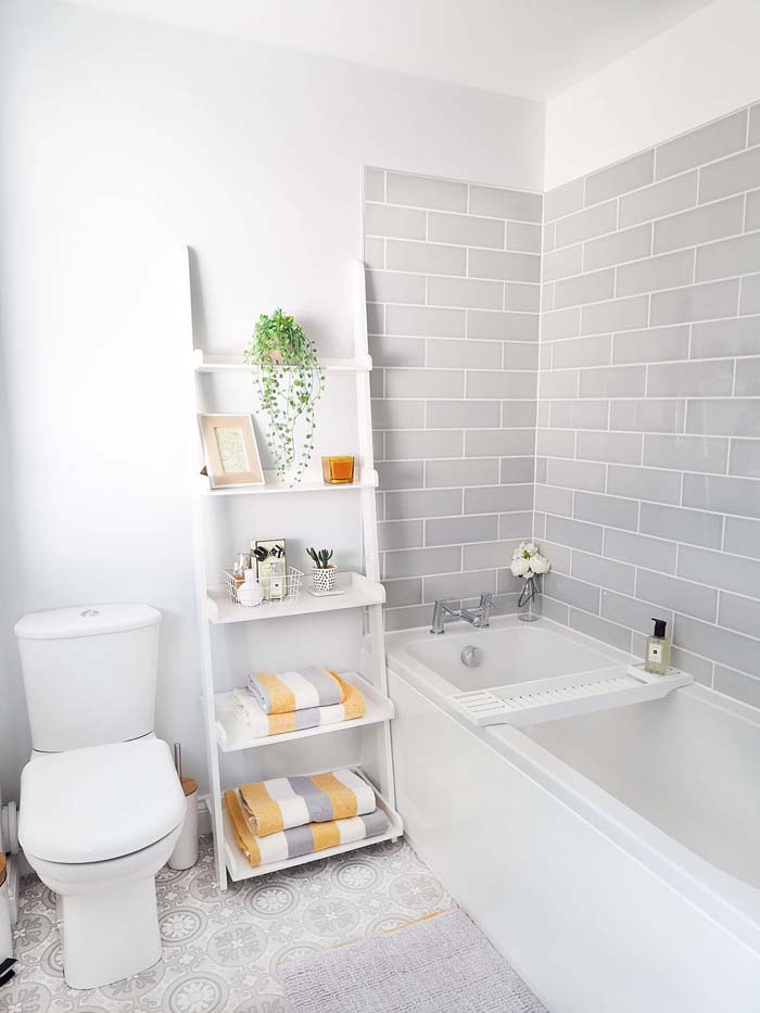 Wide Flat Shelving Between Bathroom Fixtures #storageideas #smallbathroom #decorhomeideas