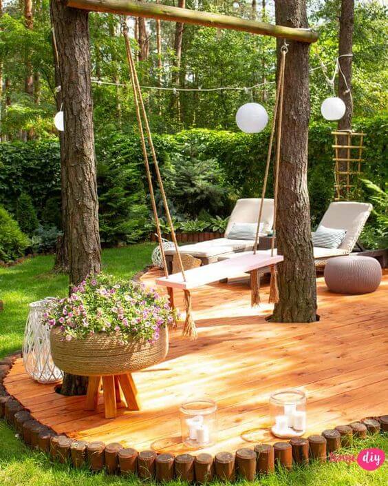 Wooden Deck with Simple Swing #deckideas #backyard #decorhomeideas