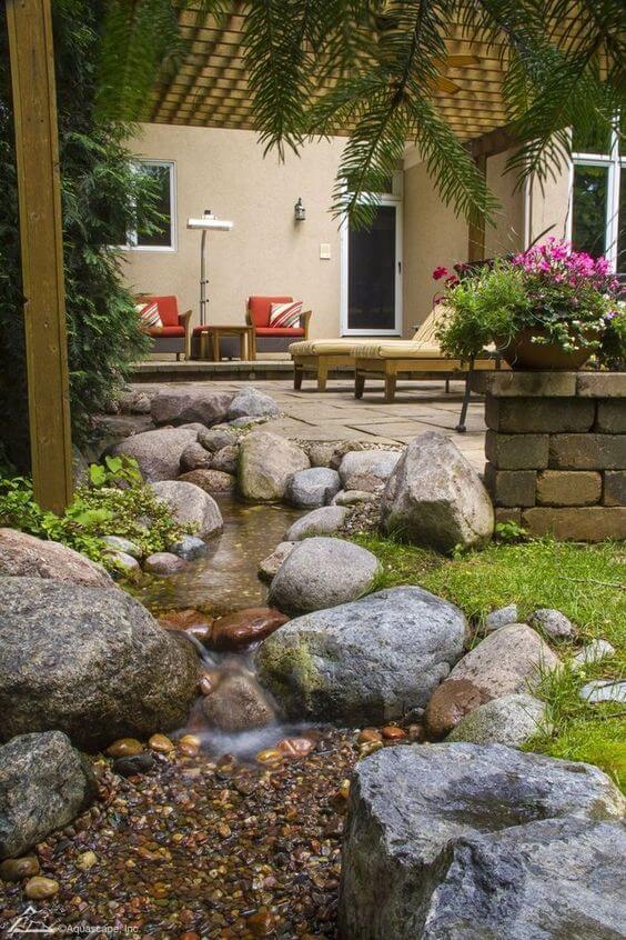A Rock Stream #rocks #garden #decorhomeideas