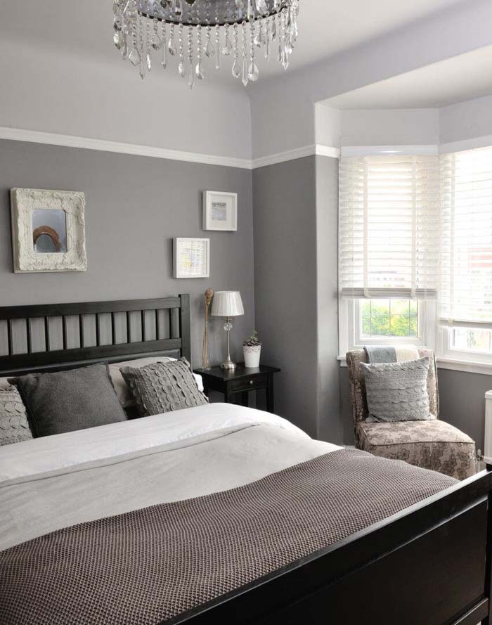 A Structured Grey Bedroom Idea for a Stunning, Straightforward Bedroom #greybedroom #decorhomeideas