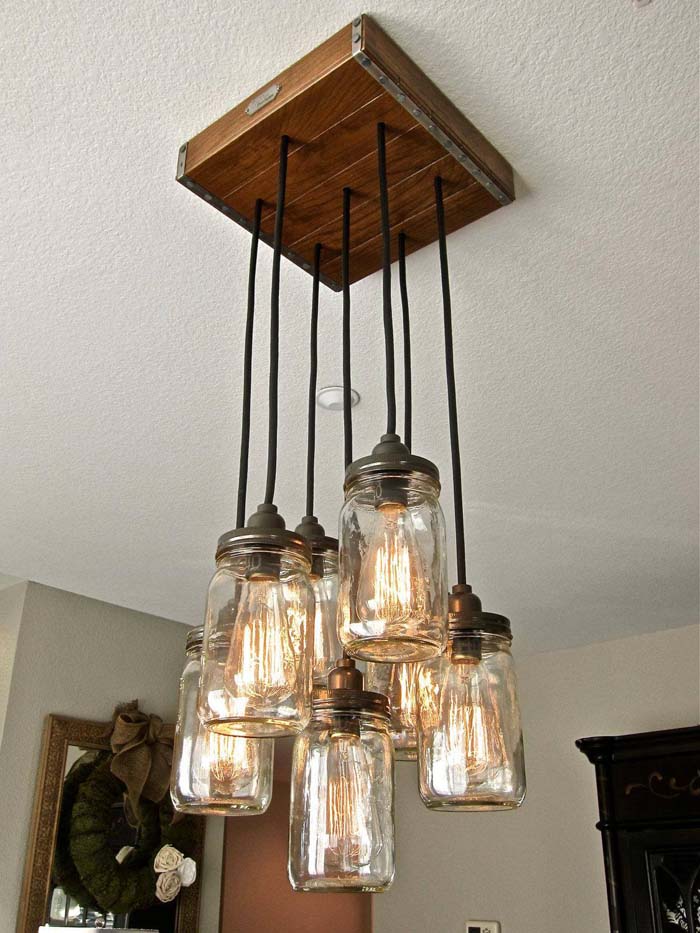 Antique Bulbs in Mason Jars #farmhouse #lighting #decorhomeideas