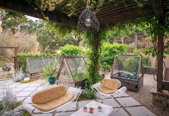 Can You Try the Santa Ynez Rustic Patio? #coveredpatio #pergola #decorhomeideas