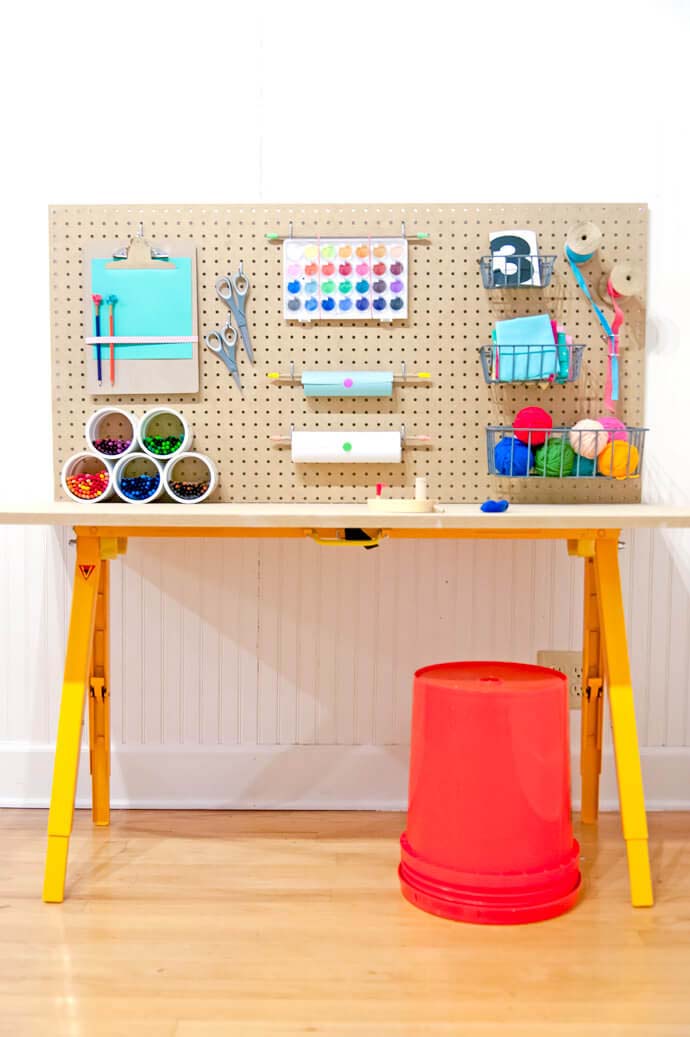 Colorful Kid-Sized Crafting Station #diy #crafttables #desks #decorhomeideas