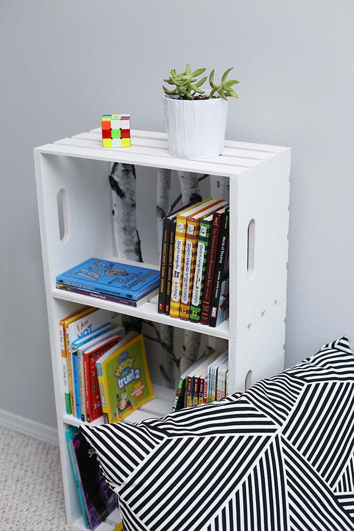 Crate Trio Tower Bedside Bookshelf #diybookshelf #decorhomeideas