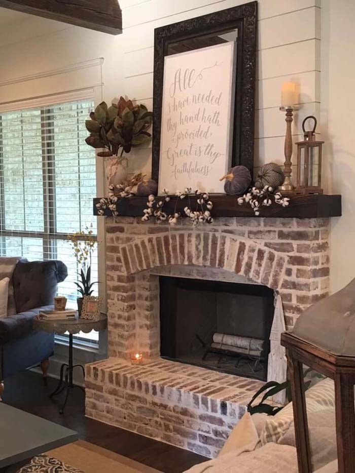 Cute Farmhouse Sign for Your Fireplace Mantle #brickfireplace #decorhomeideas