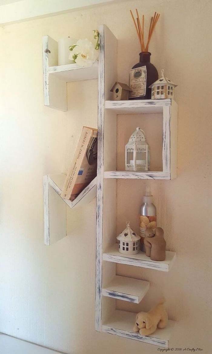 Distressed Rustic 'Home' Entryway DIY Bookshelves #diybookshelf #decorhomeideas