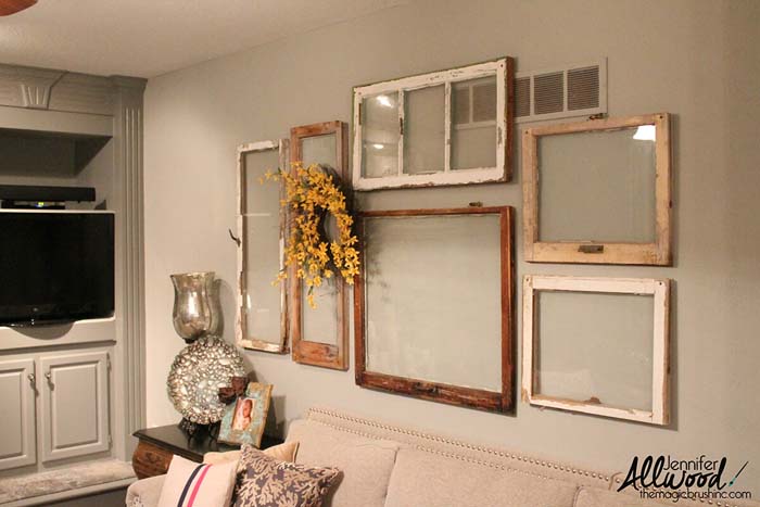 Gallery Wall of Rustic Windows #oldwindows #repurpose #decorhomeideas