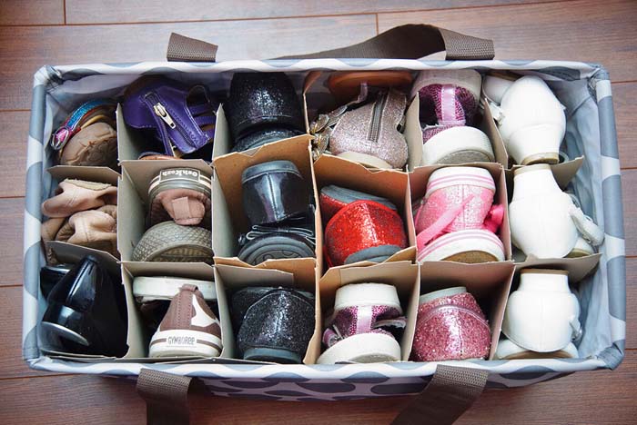 Homemade Square Shoe Cubby Tote #entrywayshoestorage #decorhomeideas