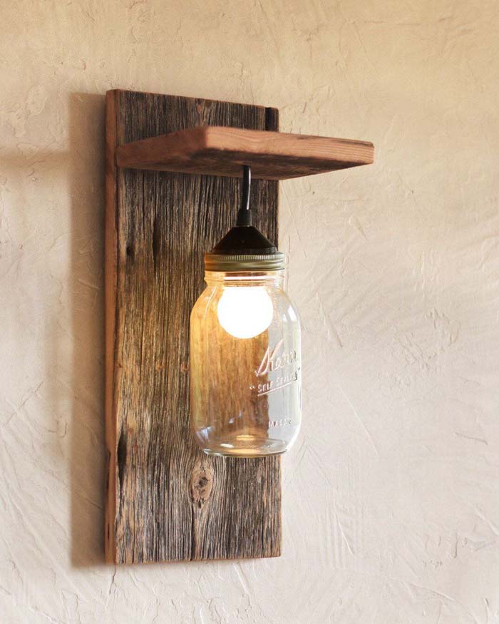 Raw Wood Wall Sconce With Mason Jar #farmhouse #lighting #decorhomeideas