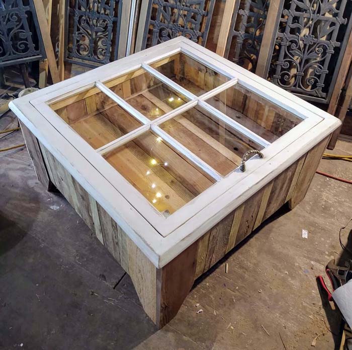 Reclaimed Wood Rustic Display Table #oldwindows #repurpose #decorhomeideas