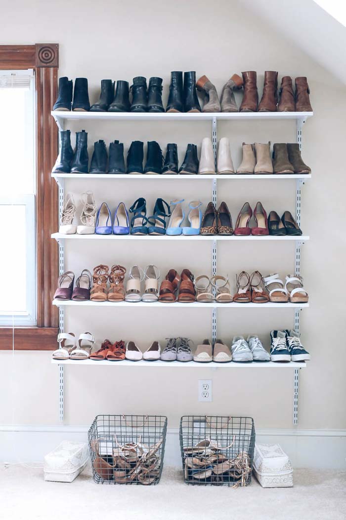 Simple and Visible Shoe Shelves #entrywayshoestorage #decorhomeideas