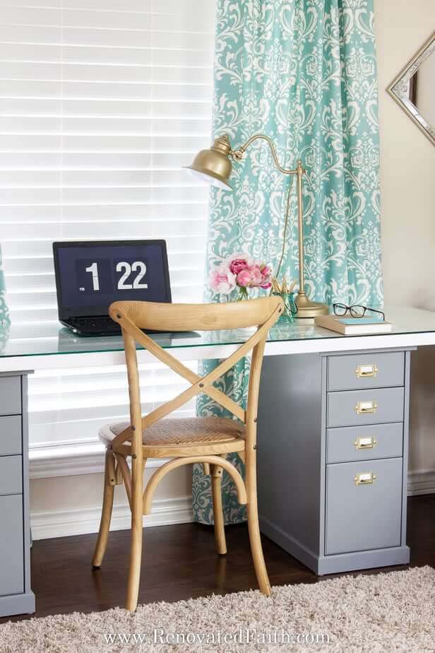 Sophisticated DIY Craft Table Design #diy #crafttables #desks #decorhomeideas