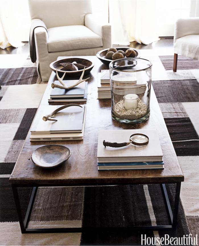 Updated Cabin-style Antler Accents with a Dark Wood Table #coffeetabledecor #decorhomeideas
