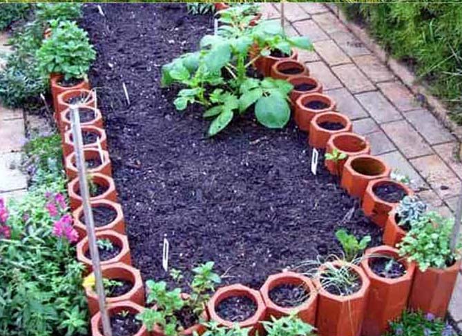 Veggie Garden With Recycled Brick Pavers #decorhomeideas
