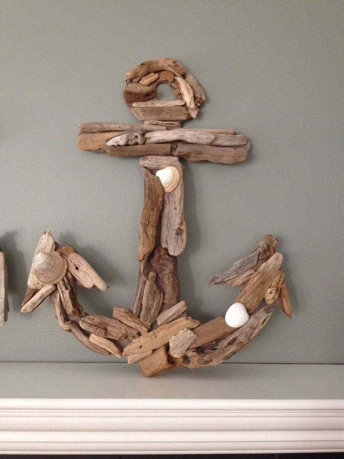 DIY Nautical Decor Idea with Driftwood #decorhomeideas