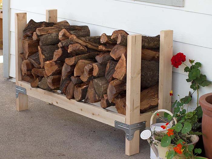 Natural Wood DIY Outdoor Firewood Rack Ideas #decorhomeideas