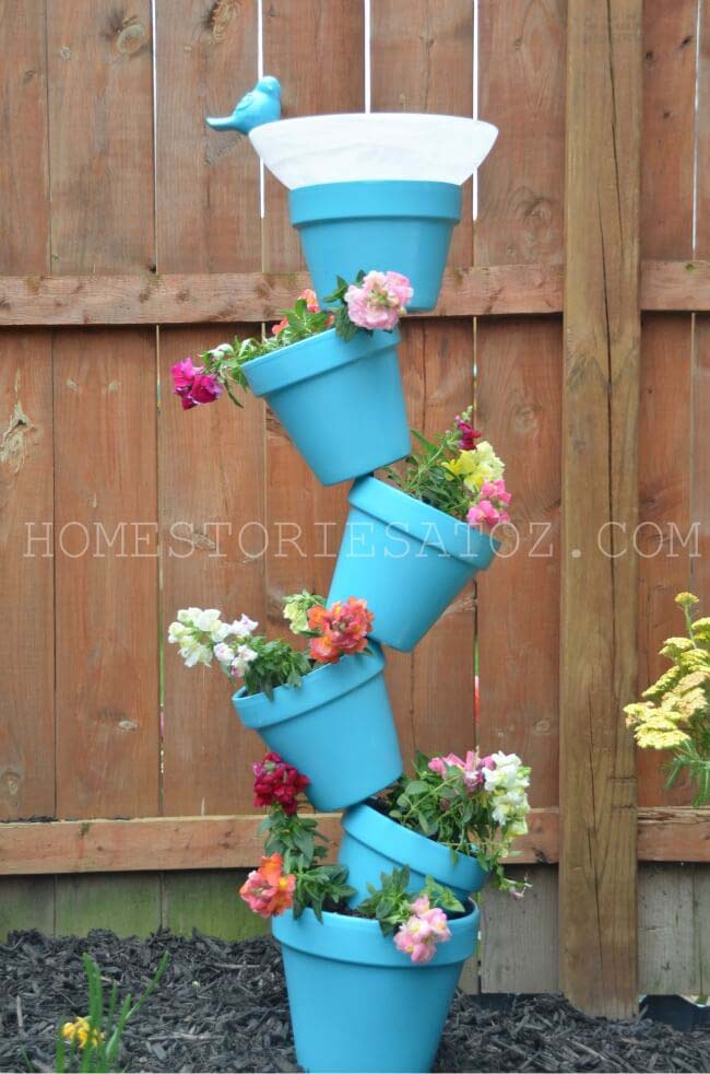 Topsy Turvy Flower Pot Planter and Birdbath #decorhomeideas