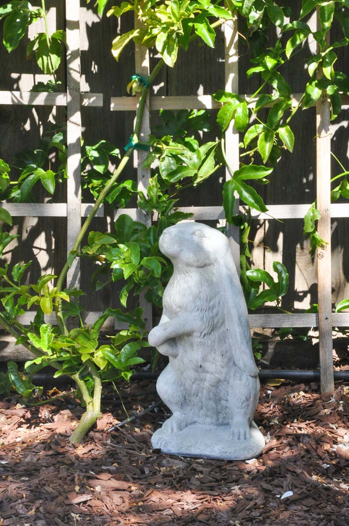 Whimsical Upcycled Painted Garden Statues #decorhomeideas