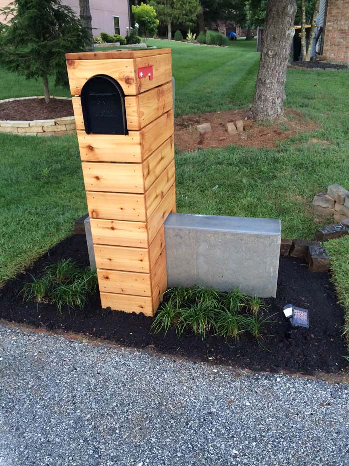 Wood and Concrete Structural Mailbox #decorhomeideas