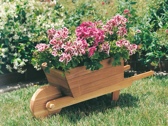 A Custom-Built Wheelbarrow with Pink Posies #decorhomeideas