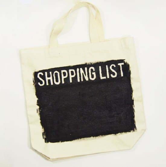 Chalkboard Tote Bag DIY #decorhomeideas