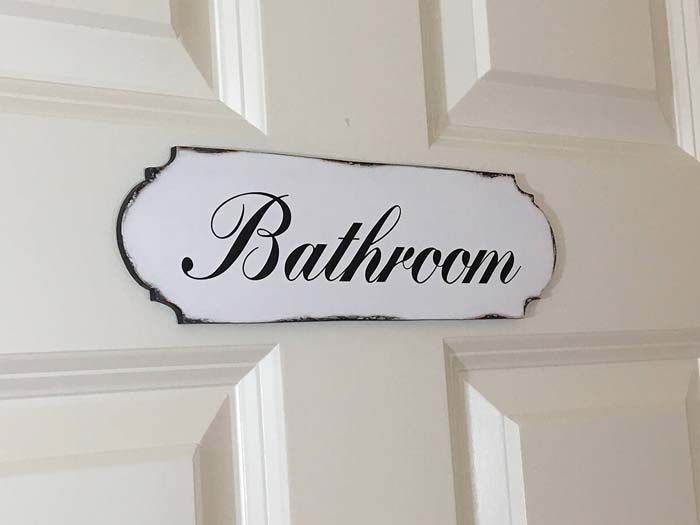 Classy Black and White Bathroom Door Sign #decorhomeideas