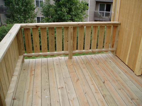 Flat Slat Railing #decorhomeideas