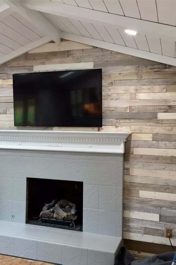 Multi Color Wood Wall #decorhomeideas