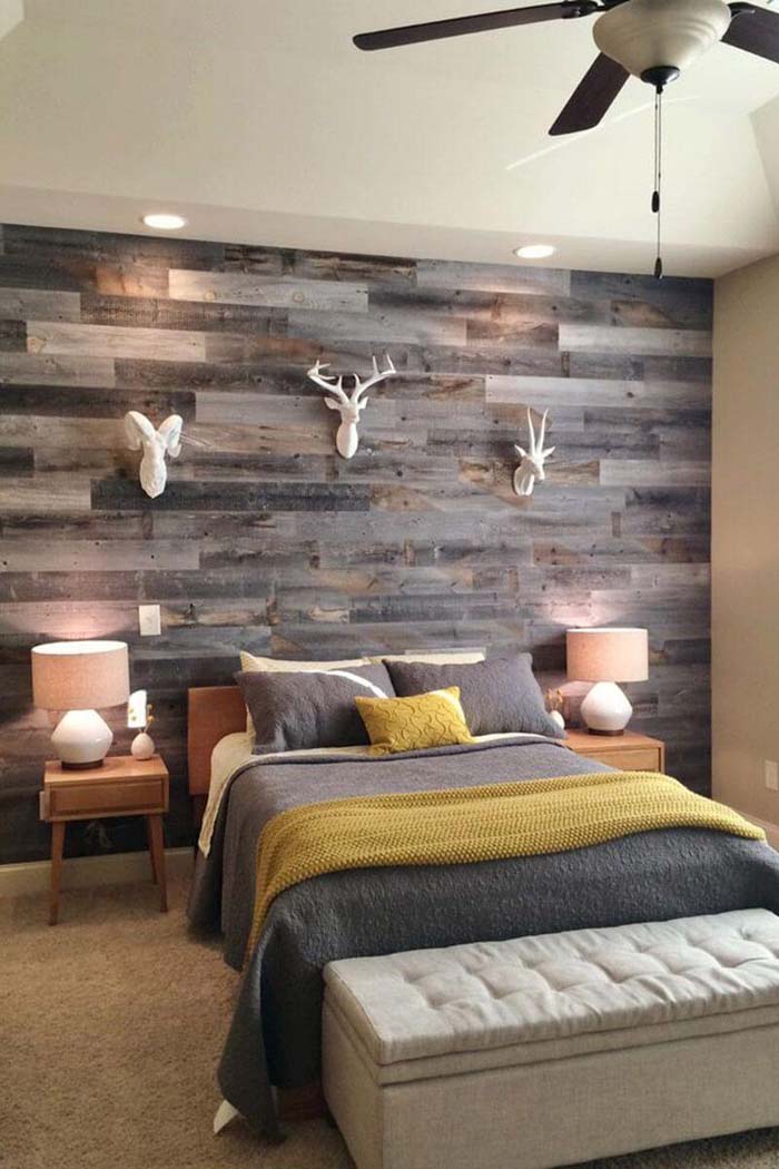 Patchwork Gray Stained Wood Wall #decorhomeideas