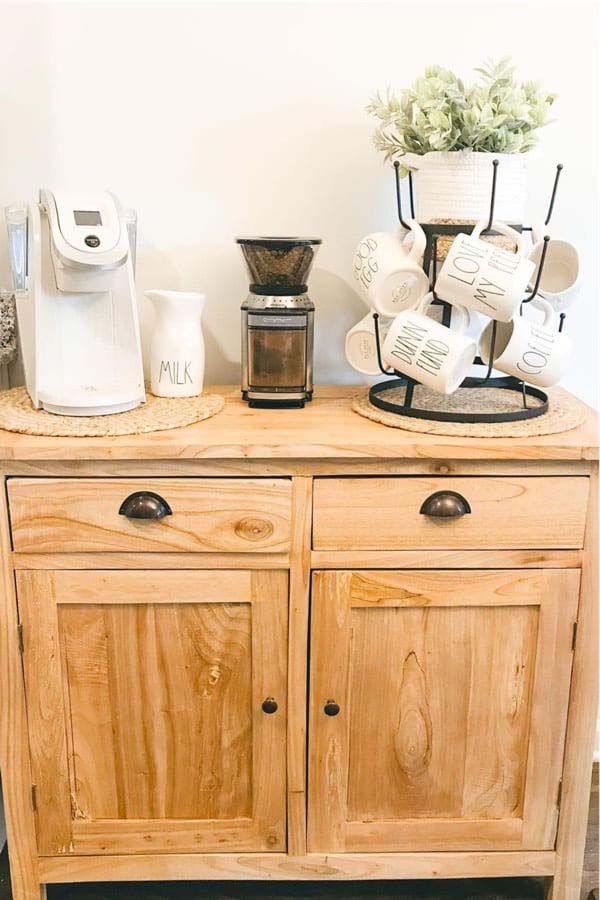 Simple Coffee Cup Stand #decorhomeideas