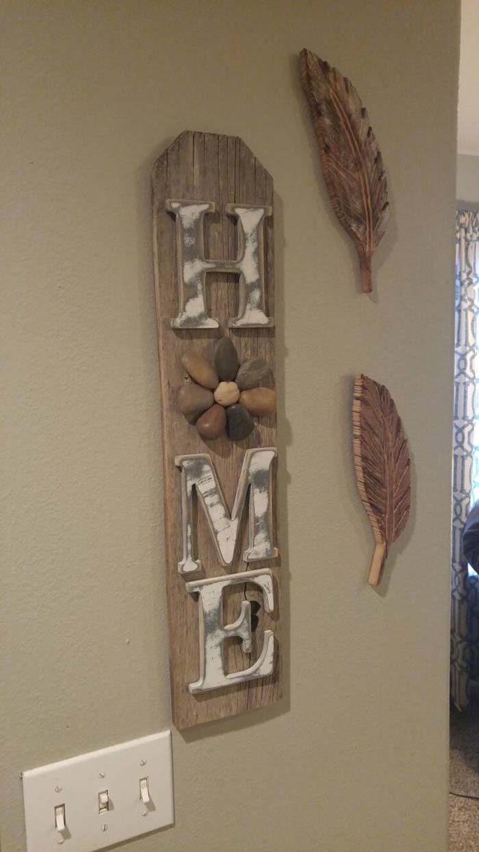 Stone Daisy Hanging Home Sign #decorhomeideas