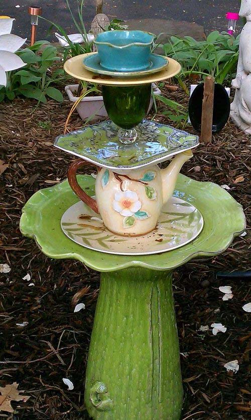 Teapot Totem for Garden #decorhomeideas