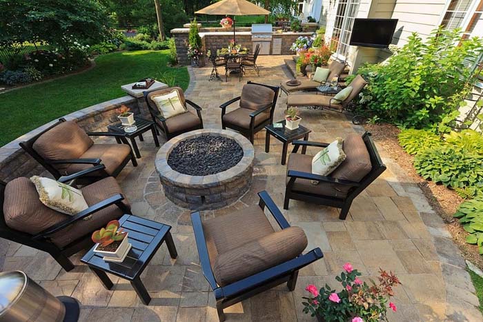 Backyard Oasis With Stone Patio and Fire Pit #decorhomeideas