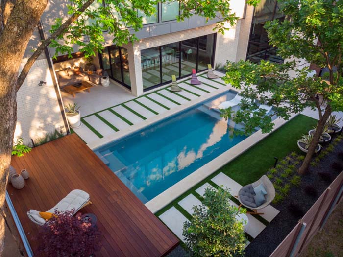 Stunning Pool in a Thimble-Sized Yard
