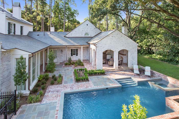 Courtyard Spa Embraces Brick