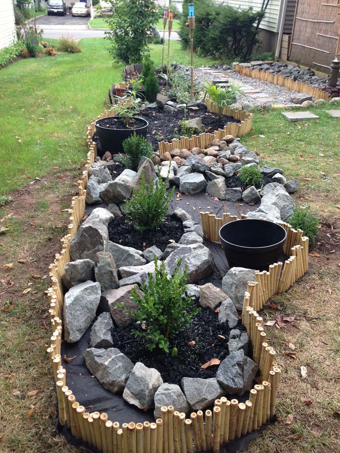 Build a Winding Rock Garden #decorhomeideas