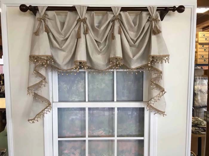 DIY Beaded Window Valance #decorhomeideas