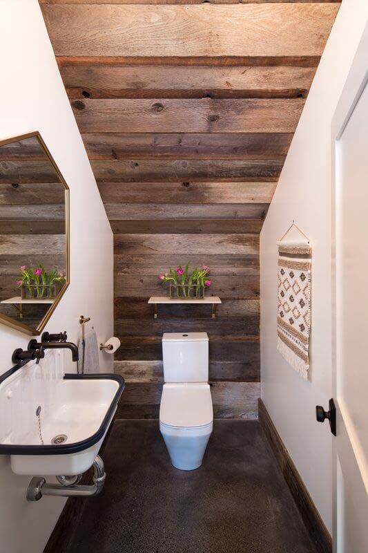 Minimalist Southwestern Bathroom Design with Antiques #decorhomeideas