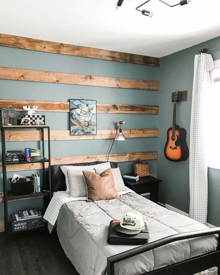 Paint and Planks Striped Wooden Wall #decorhomeideas