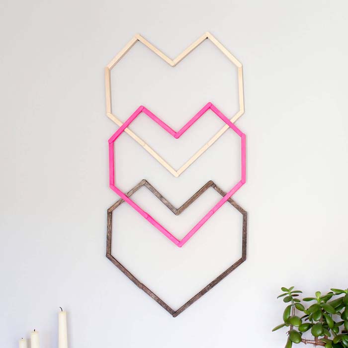Popsicle Stick Hearts DIY Wall Art Design #decorhomeideas