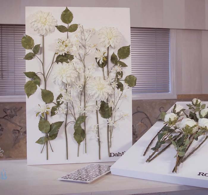 Simple Canvas Mounted Flowers Tutorial #decorhomeideas