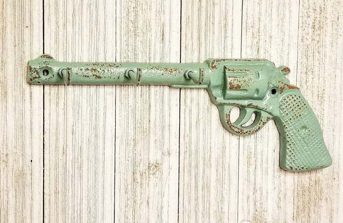 Vintage Gun Key Holder