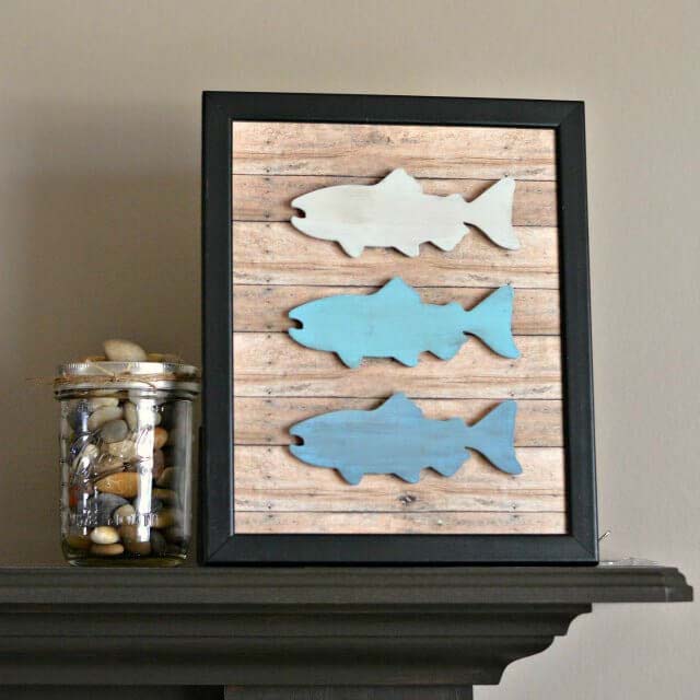Ombre Colored Fish Decoration In A Frame