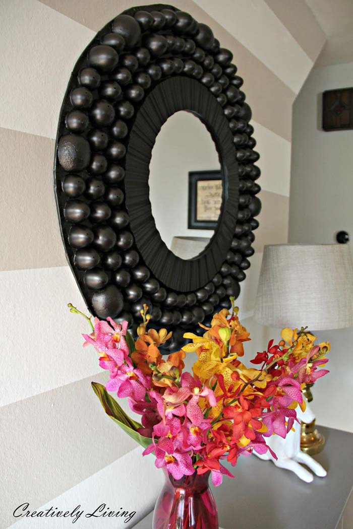 Black Bold Mirror Frame With Spheres
