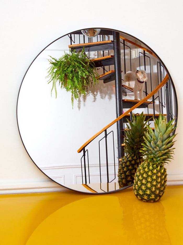 A Mirror To Reflect A Spectacular Home Decor Element