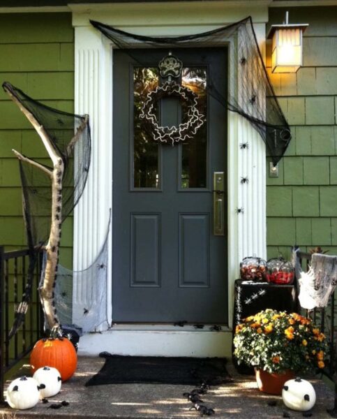 65 Amazing DIY Halloween Door Decorations To Welcome The Spookiest Guests
