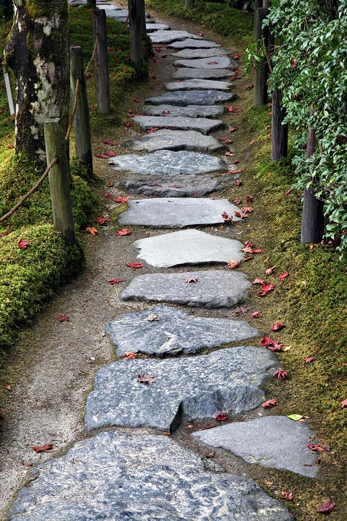 landscaping with boulders ideas 7