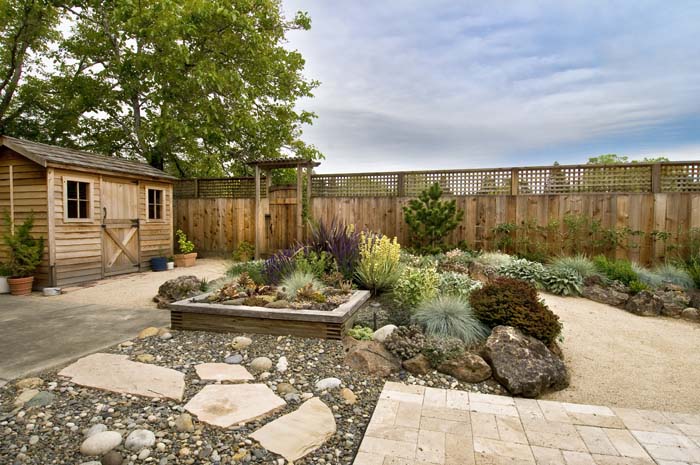 A Rock Garden Creates a Courtyard