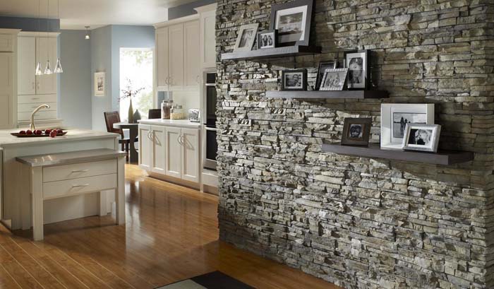 Stone Transition Wall For A Homely Look